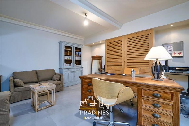 Maison ancienne - 308 m² - 10 pièces