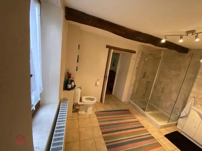 Maison - 163 m² - 5 pièces