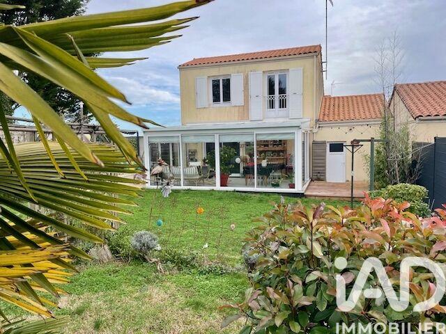 Maison - 98 m² - 4 pièces