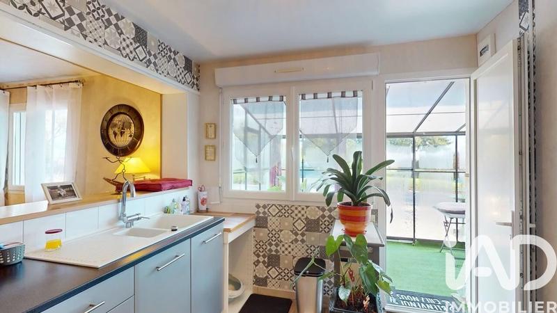 Maison - 183 m² - 11 pièces