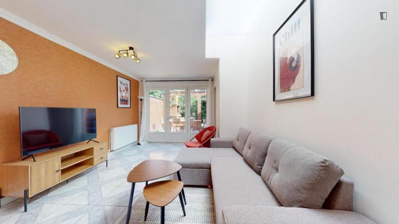 Chambre - 12 m² - 6 pièces