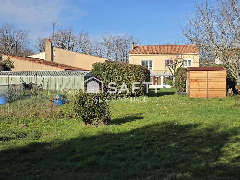 Maison de ville - 198 m² - 9 pièces