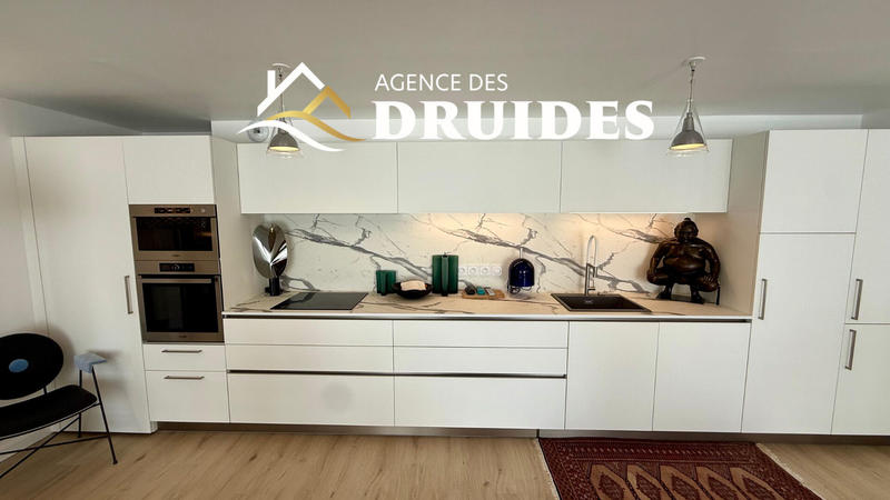 Appartement - 84 m² - 3 pièces