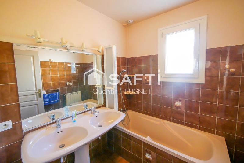 Maison - 145 m² - 6 pièces