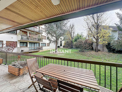 Appartement - 111 m² - 5 pièces