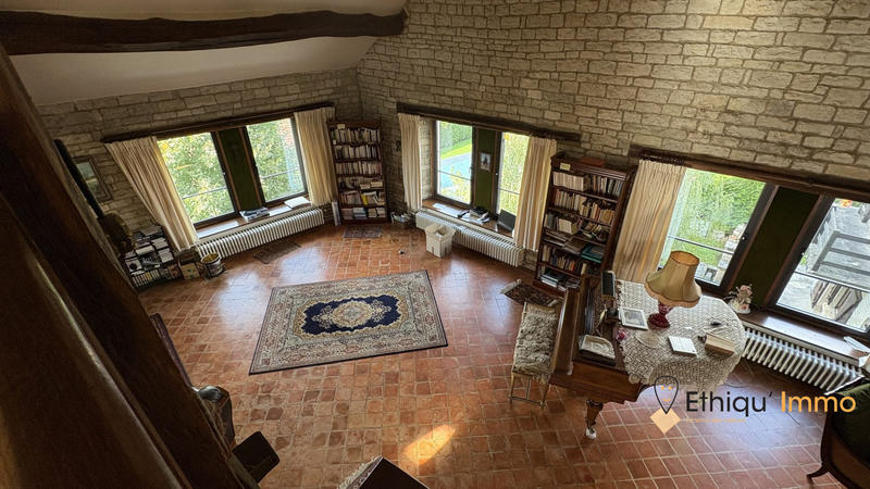 Maison - 357 m² - 10 pièces