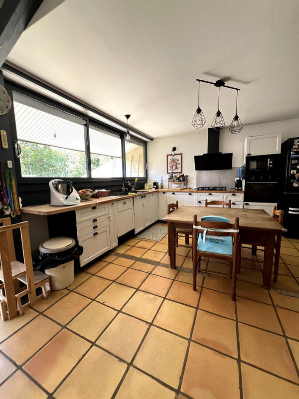 Maison - 110 m² - 4 pièces