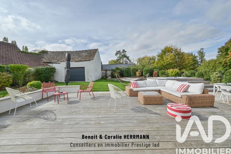 Maison - 208 m² - 7 pièces