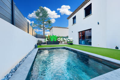 Maison - 83 m² - 4 pièces