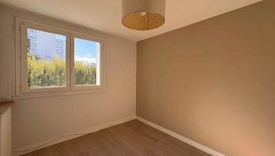 Appartement - 89 m² - 4 pièces