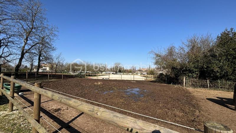 Propriété - 135 m² - 6 pièces