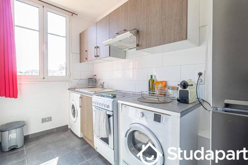 Chambre - 11 m² - 1 pièce