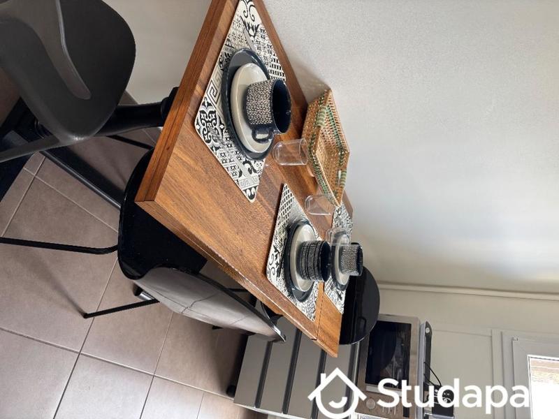 Chambre - 12 m² - 1 pièce