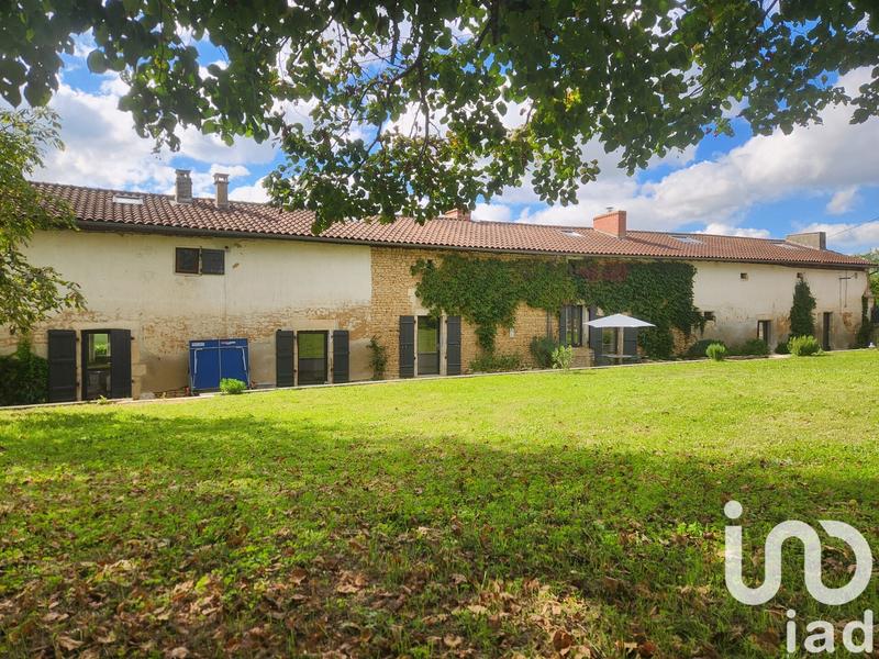 Maison - 306 m² - 8 pièces