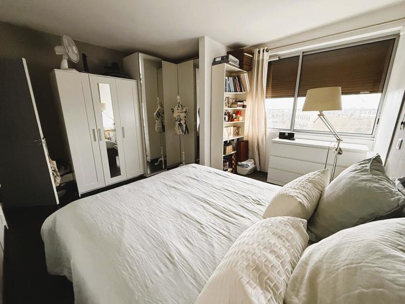 Appartement - 80 m² - 5 pièces