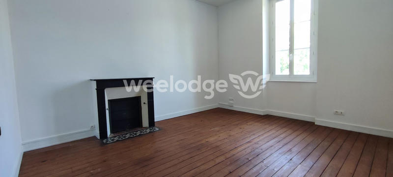 Maison - 210 m² - 6 pièces