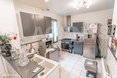 Pavillon - 75 m² - 5 pièces