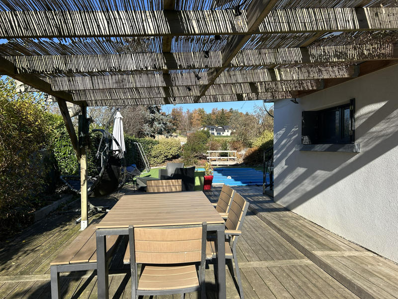 Maison - 161 m² - 7 pièces