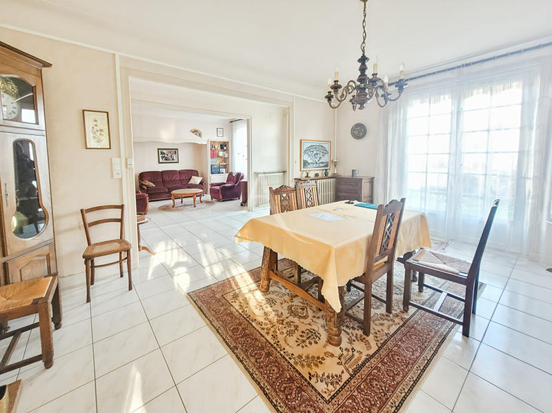 Maison - 123 m² - 5 pièces