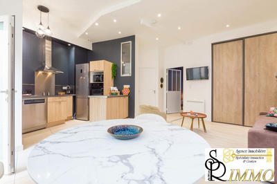 Appartement - 138 m² - 3 pièces