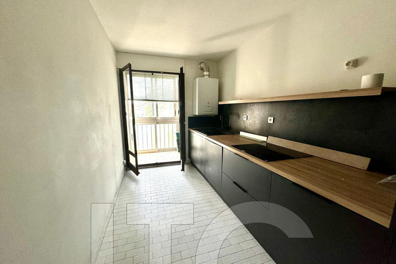 Appartement - 120 m² - 5 pièces