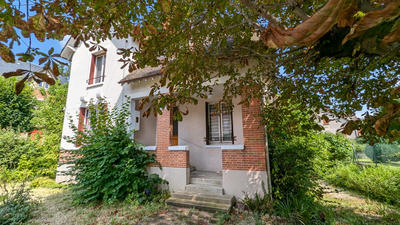 Maison - 102 m² - 5 pièces