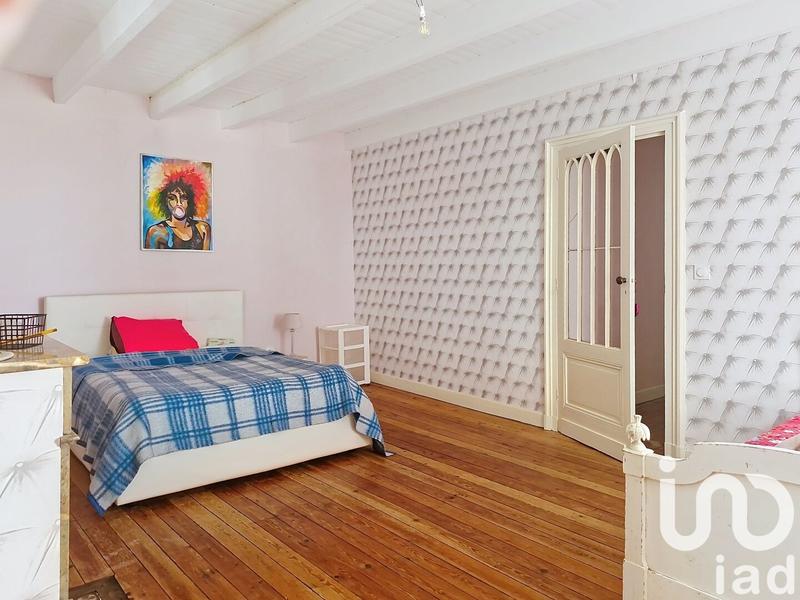 Maison - 295 m² - 8 pièces