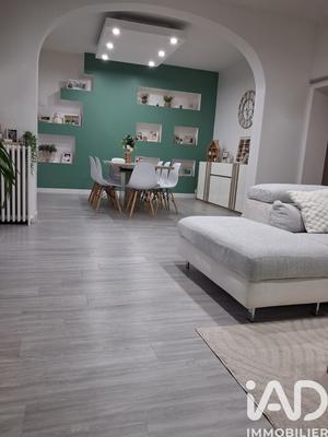 Maison - 160 m² - 9 pièces