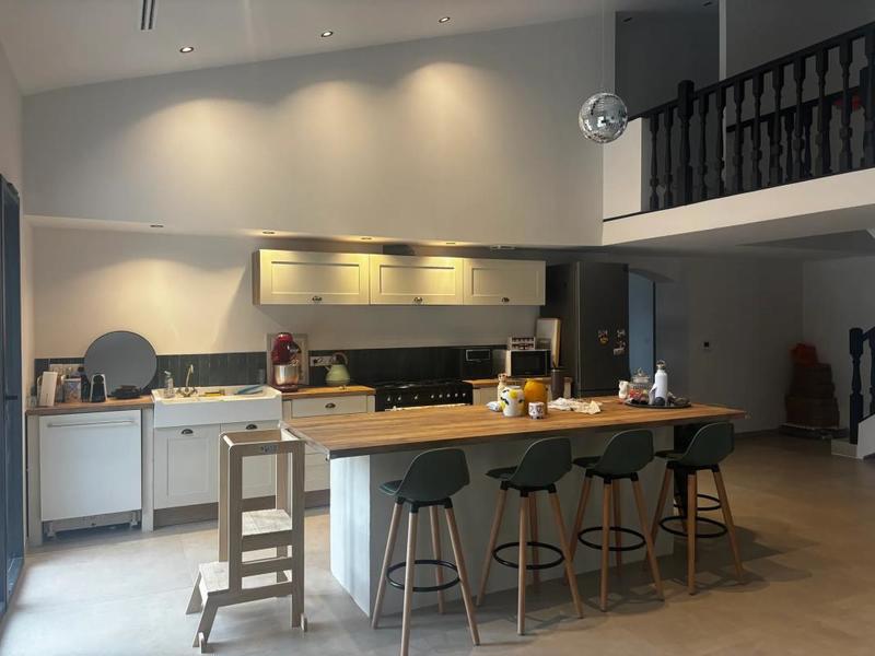 Maison - 170 m² - 5 pièces