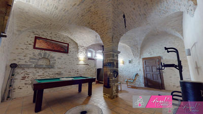 Maison - 203 m² - 8 pièces