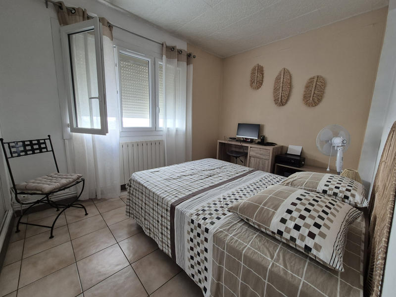 Maison - 200 m² - 8 pièces