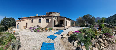 Propriété - 130 m² - 4 pièces