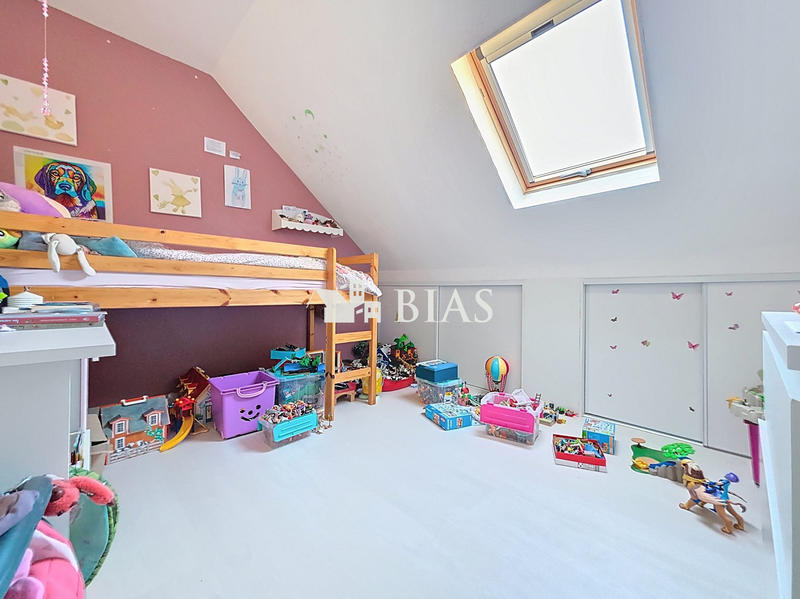 Maison - 88 m² - 4 pièces