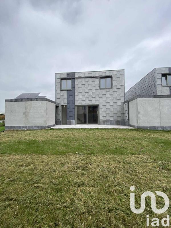 Maison - 98 m² - 5 pièces