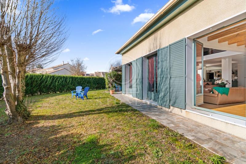 Maison ancienne - 220 m² - 7 pièces