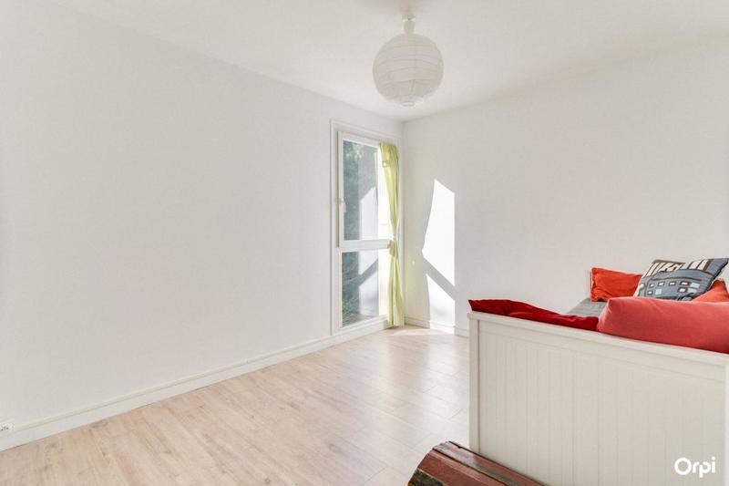 Appartement - 84 m² - 5 pièces