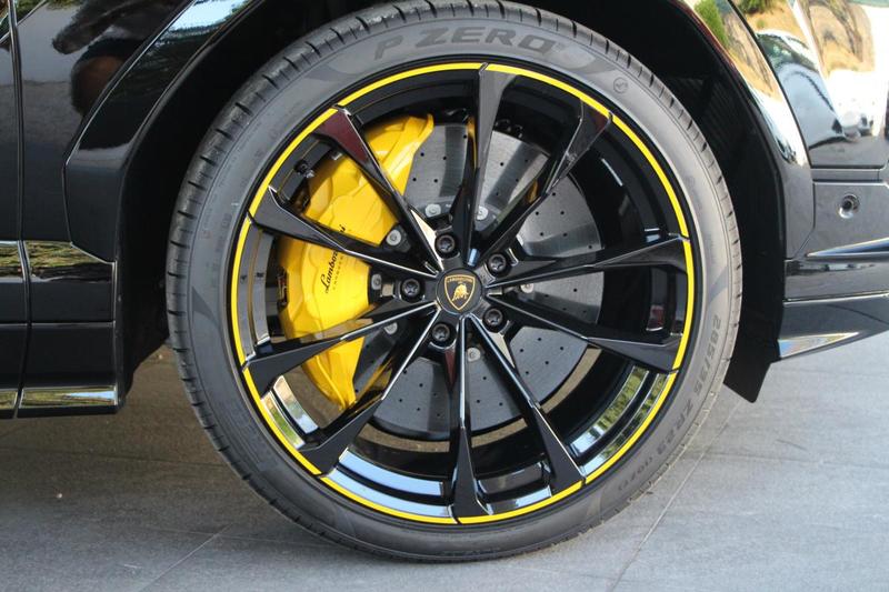 Lamborghini Urus s 4.0 V8 666 ch Bva8 Malus Paye Origine Fr