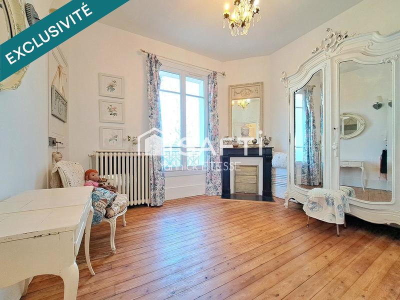 Maison - 165 m² - 7 pièces