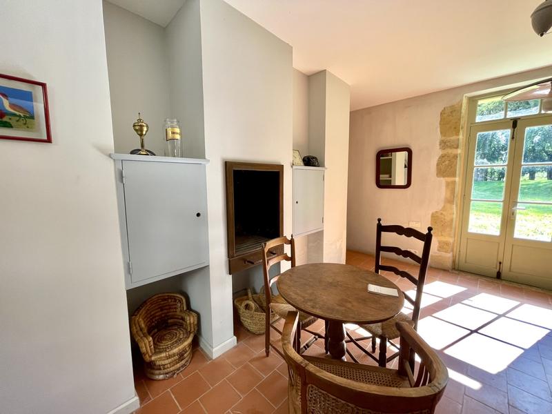 Maison ancienne - 409 m² - 12 pièces