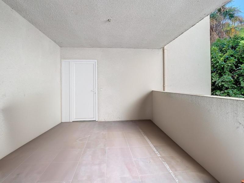 Local commercial - 85 m² - 3 pièces