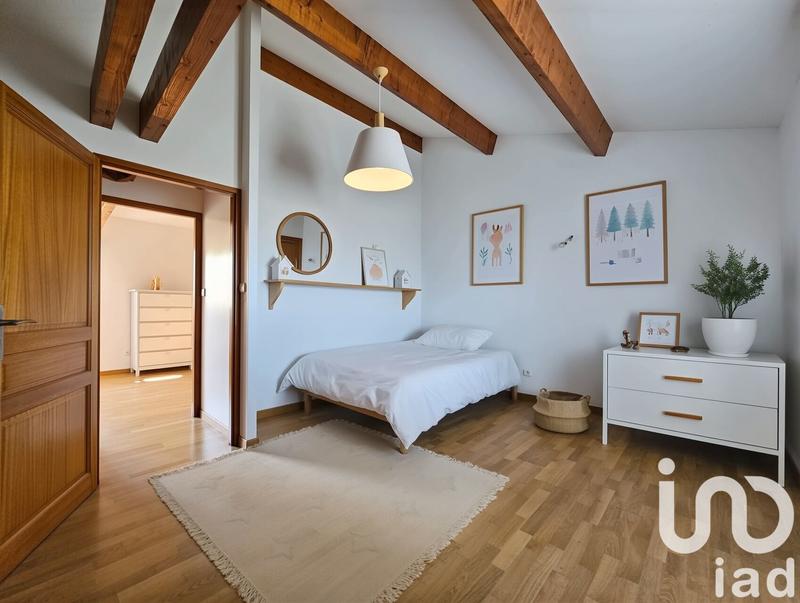 Maison - 196 m² - 7 pièces