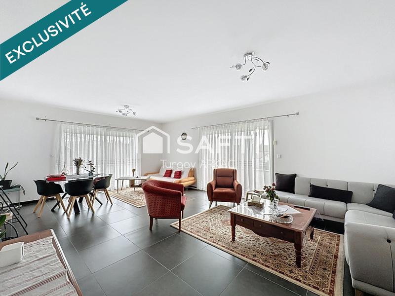 Maison - 213 m² - 6 pièces