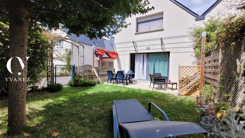 Maison - 95 m² - 5 pièces