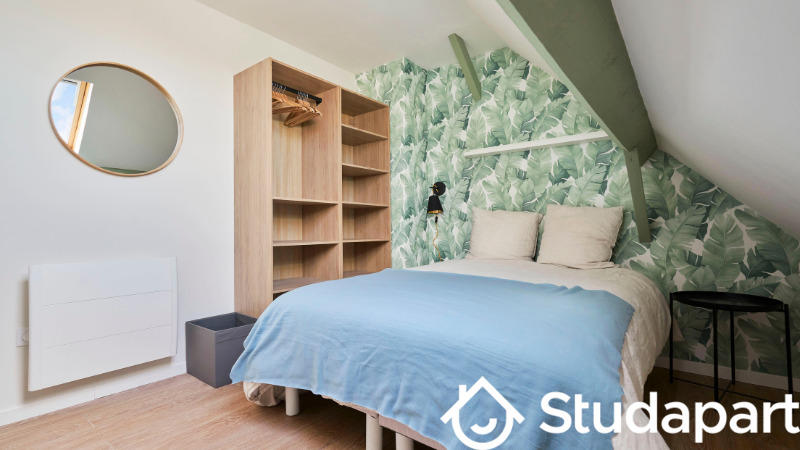 Chambre - 120 m² - 1 pièce