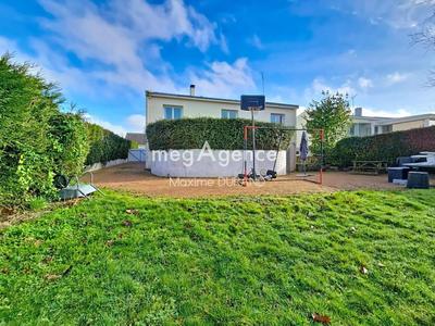 Maison - 143 m² - 7 pièces