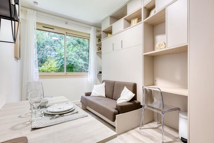 Studio - 14 m² - 1 pièce