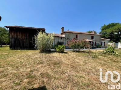 Maison - 180 m² - 8 pièces