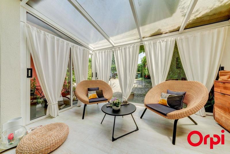 Maison - 200 m² - 6 pièces