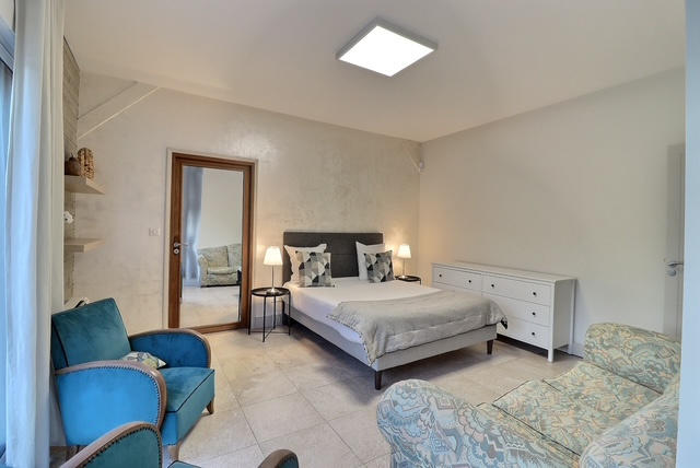 Villa - 503 m² - 14 pièces