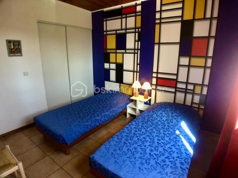 Maison en pierre - 225 m² - 14 pièces